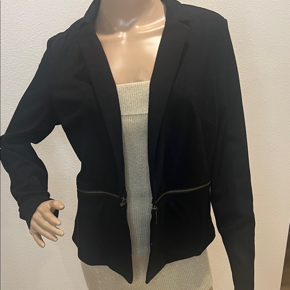 Black Convertible Blazer, Full Length or Cropped - Picture 1 of 5